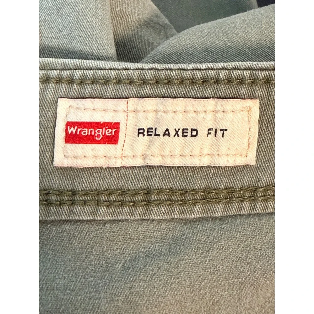 Wrangler Mens Relaxed Fit Cargo Shorts Olive Green Size 38 Utility Workwear